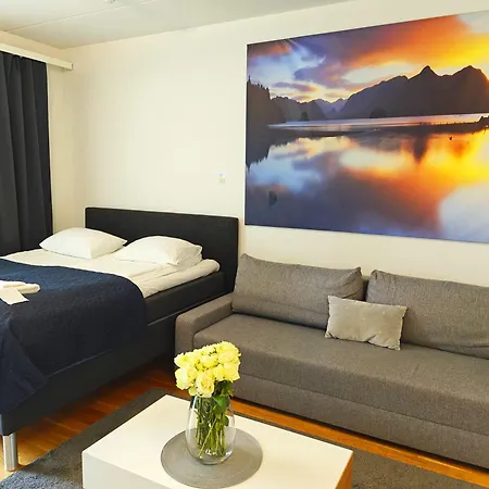 Railway Station & Huoneisto Oulu