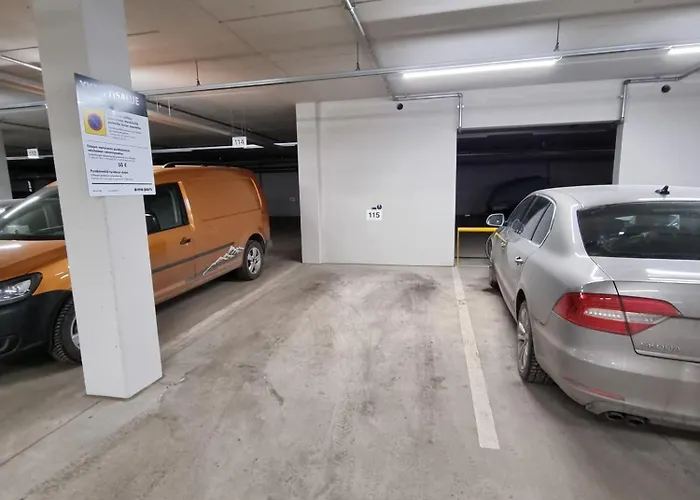 Huoneisto Railway Station & Oulu